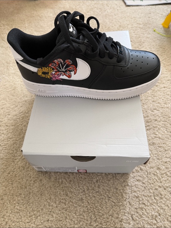 Nike Shoes - Nike Women’s Black/White Floral Air Force 1 Sneakers